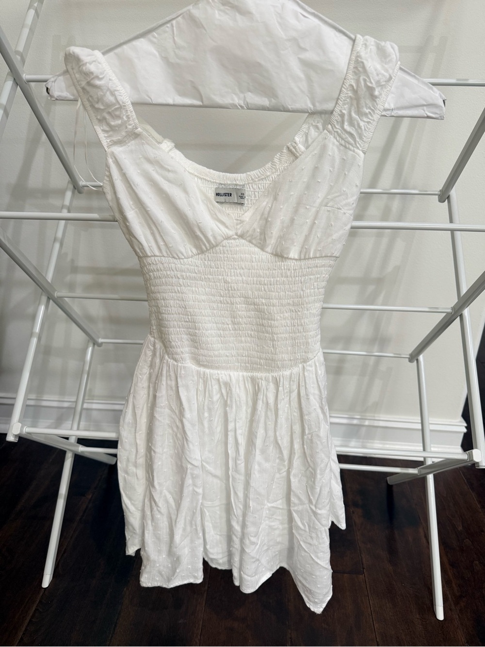 Hollister White Sleeveless Smocked Waist Mini Dress Size XS